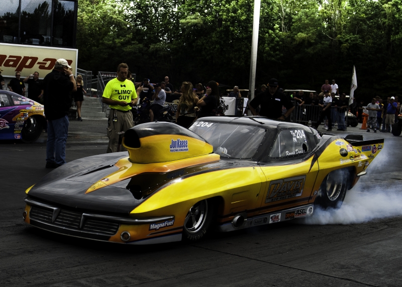 how to become a professional drag racer